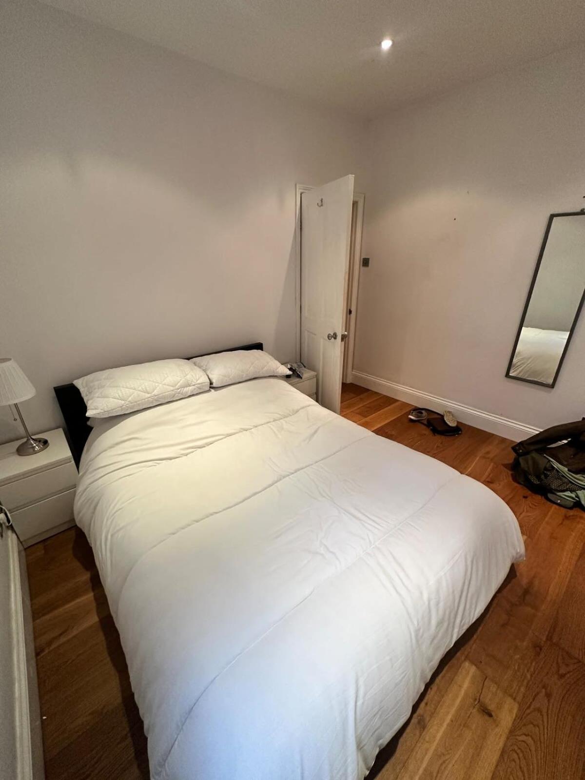 Apartment Ground Floor - Private Garden London