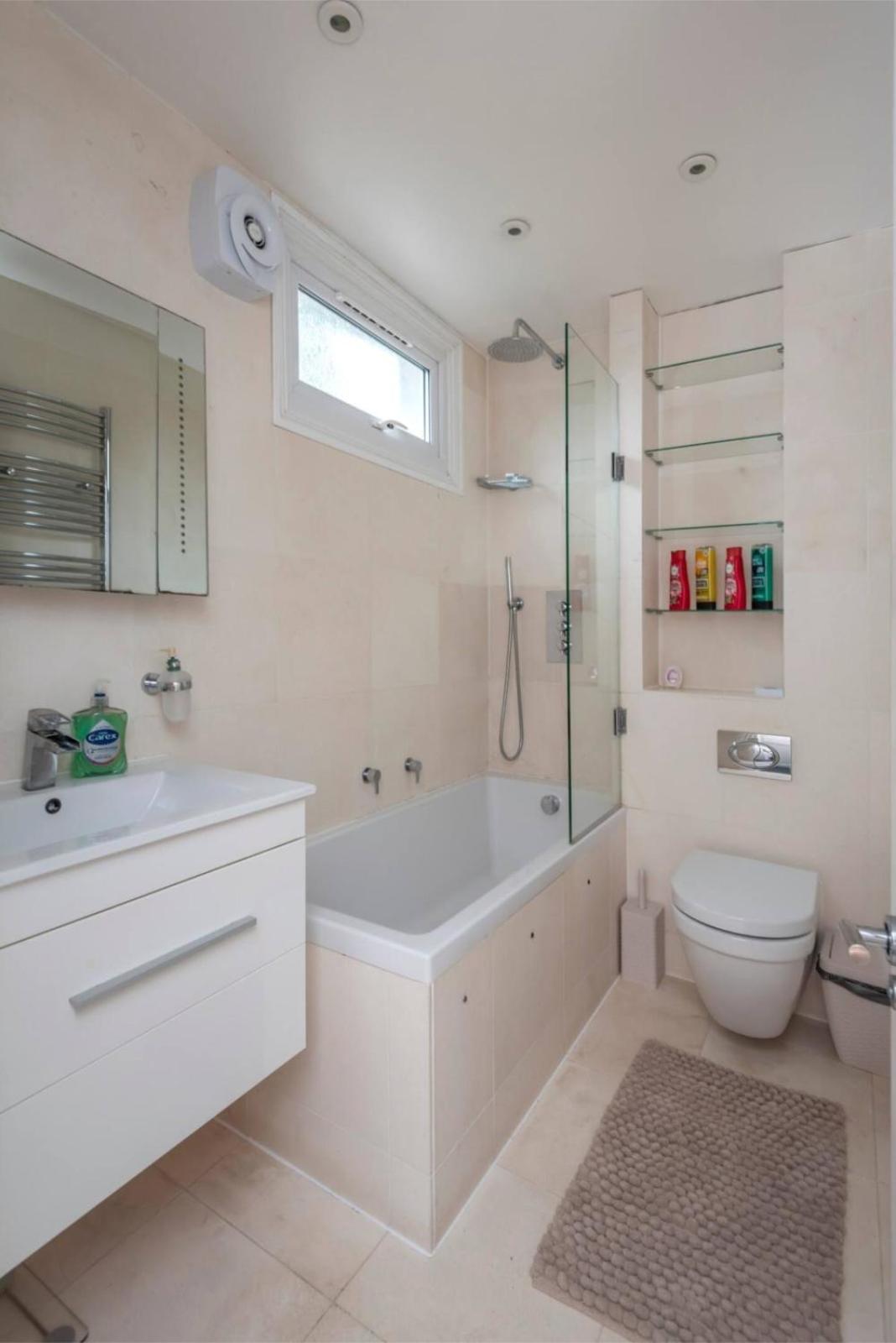 Ground Floor - Private Garden Apartment London